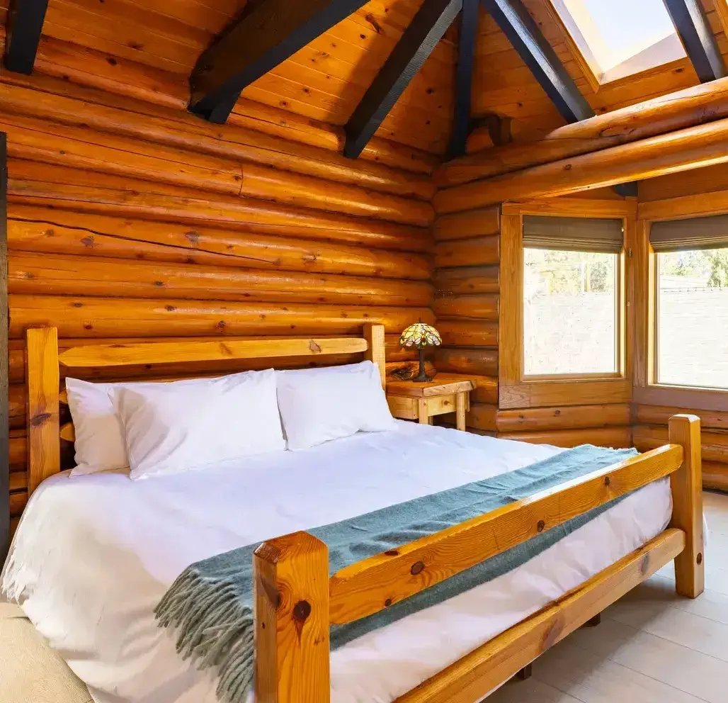 Northern Flicker Estate Bedroom